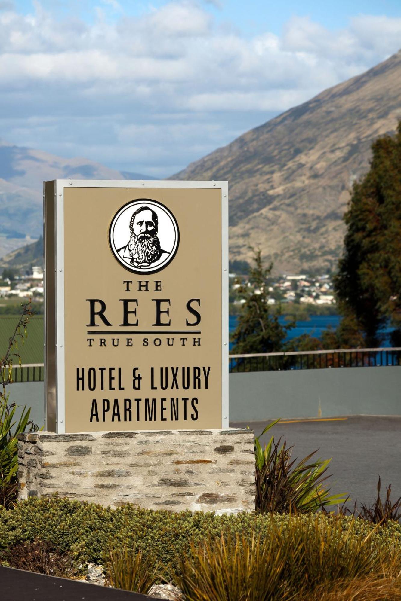 The Rees Hotel & Luxury Apartments Κουίνσταουν Εξωτερικό φωτογραφία